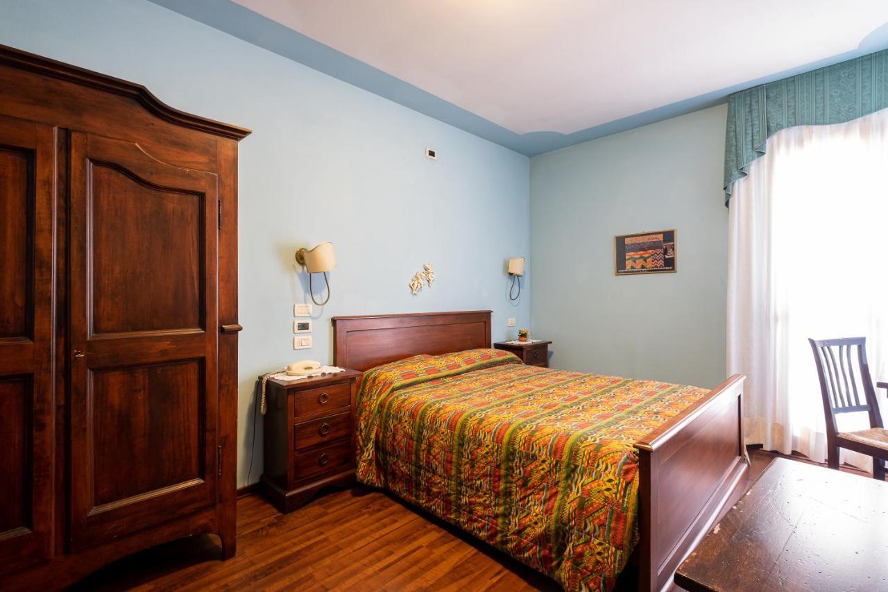 Principato Di Ariis Hotel Rivignano Екстериор снимка