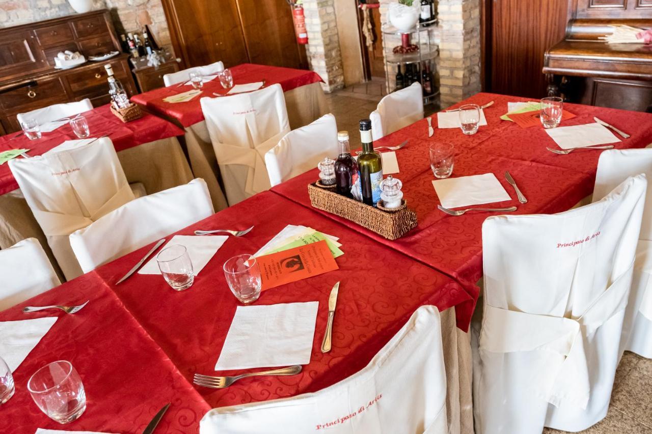 Principato Di Ariis Hotel Rivignano Екстериор снимка